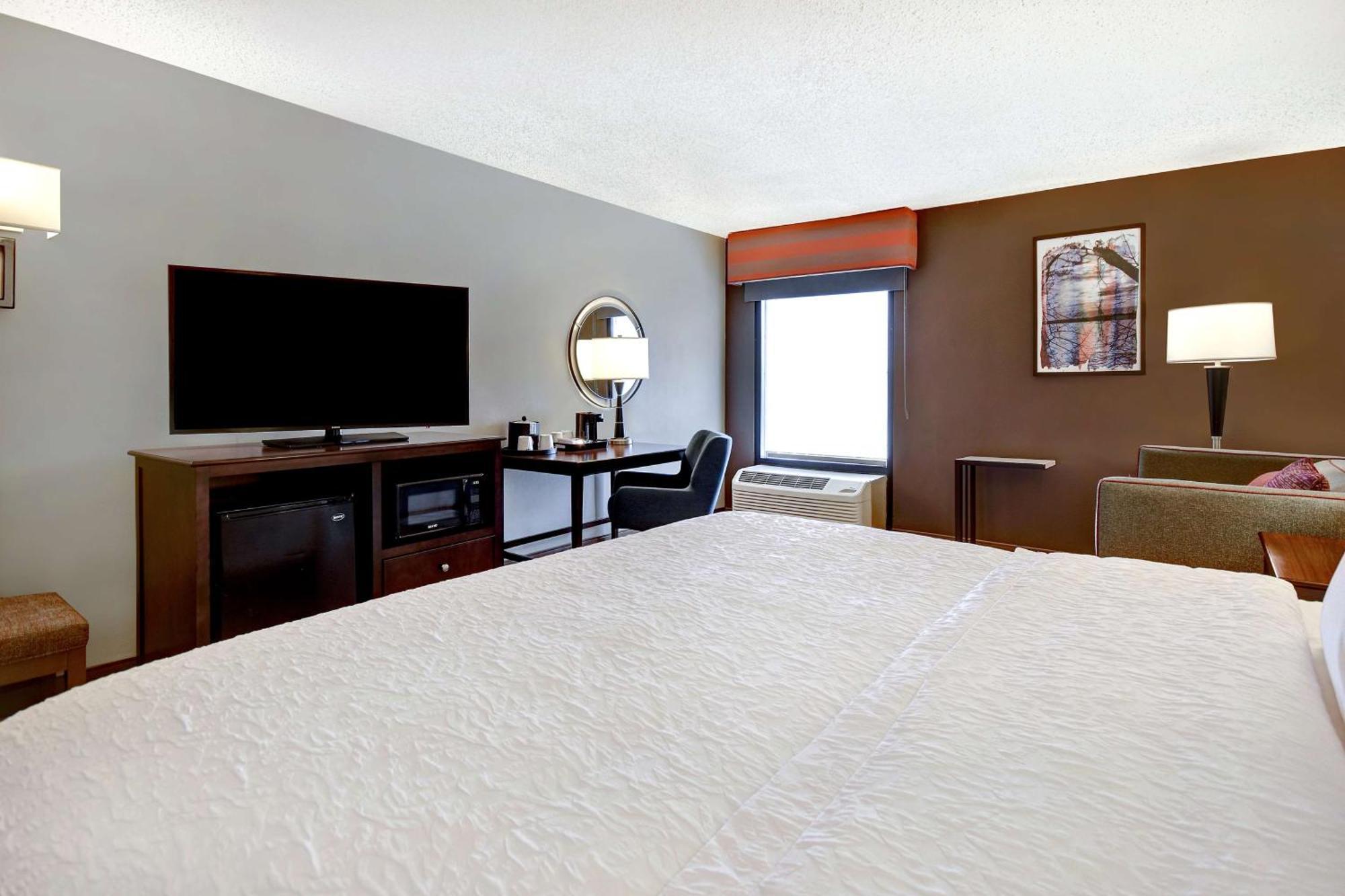 Hampton Inn & Suites Alexandria Old Town Area South Ngoại thất bức ảnh