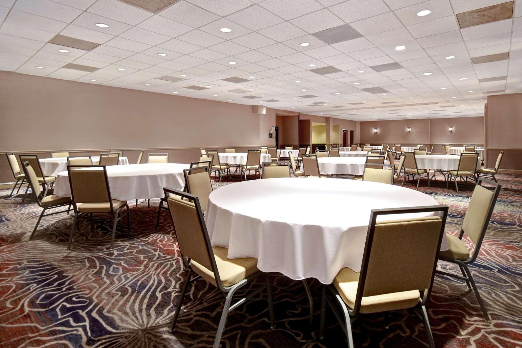 Hampton Inn & Suites Alexandria Old Town Area South Ngoại thất bức ảnh