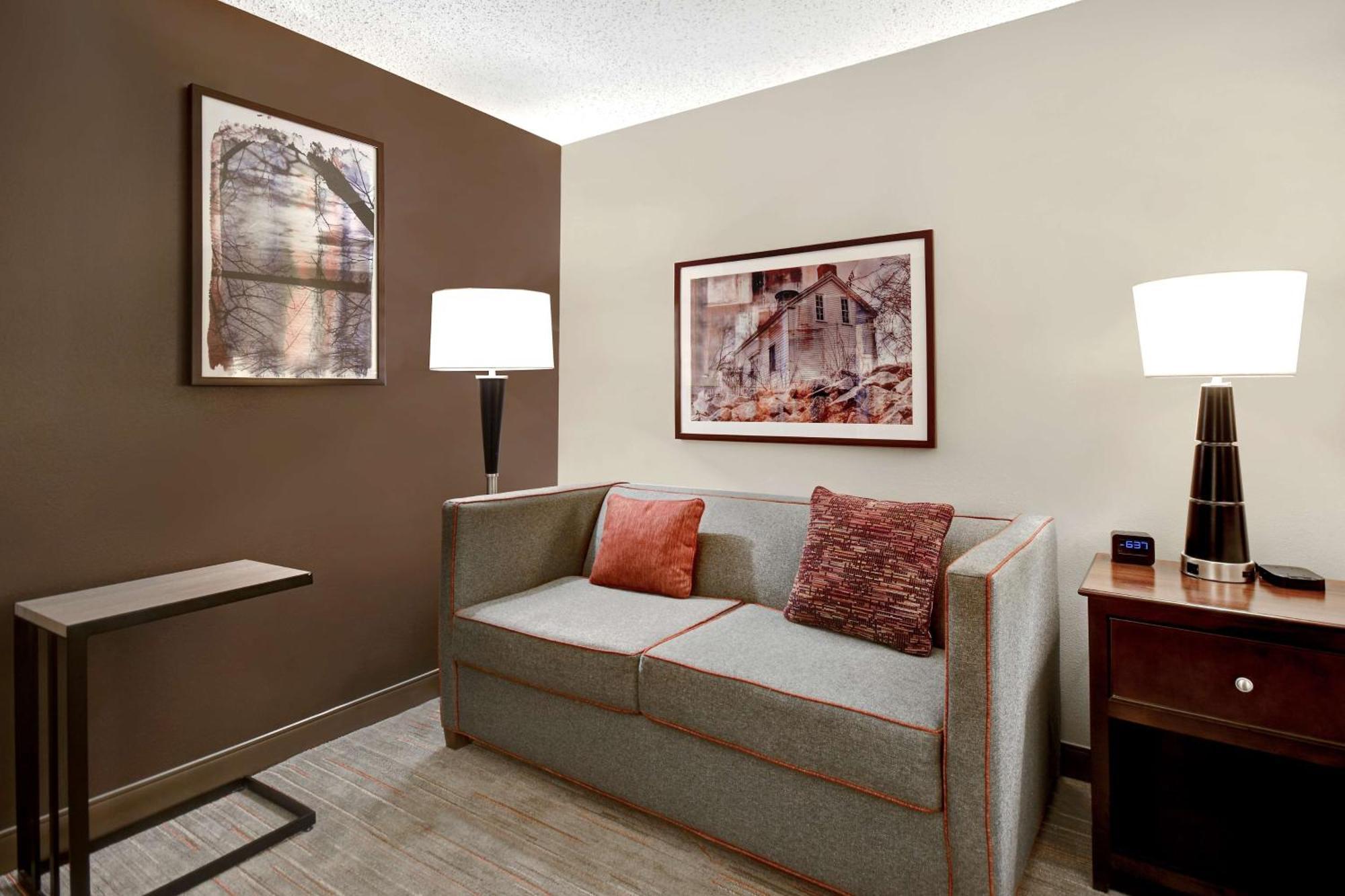 Hampton Inn & Suites Alexandria Old Town Area South Ngoại thất bức ảnh