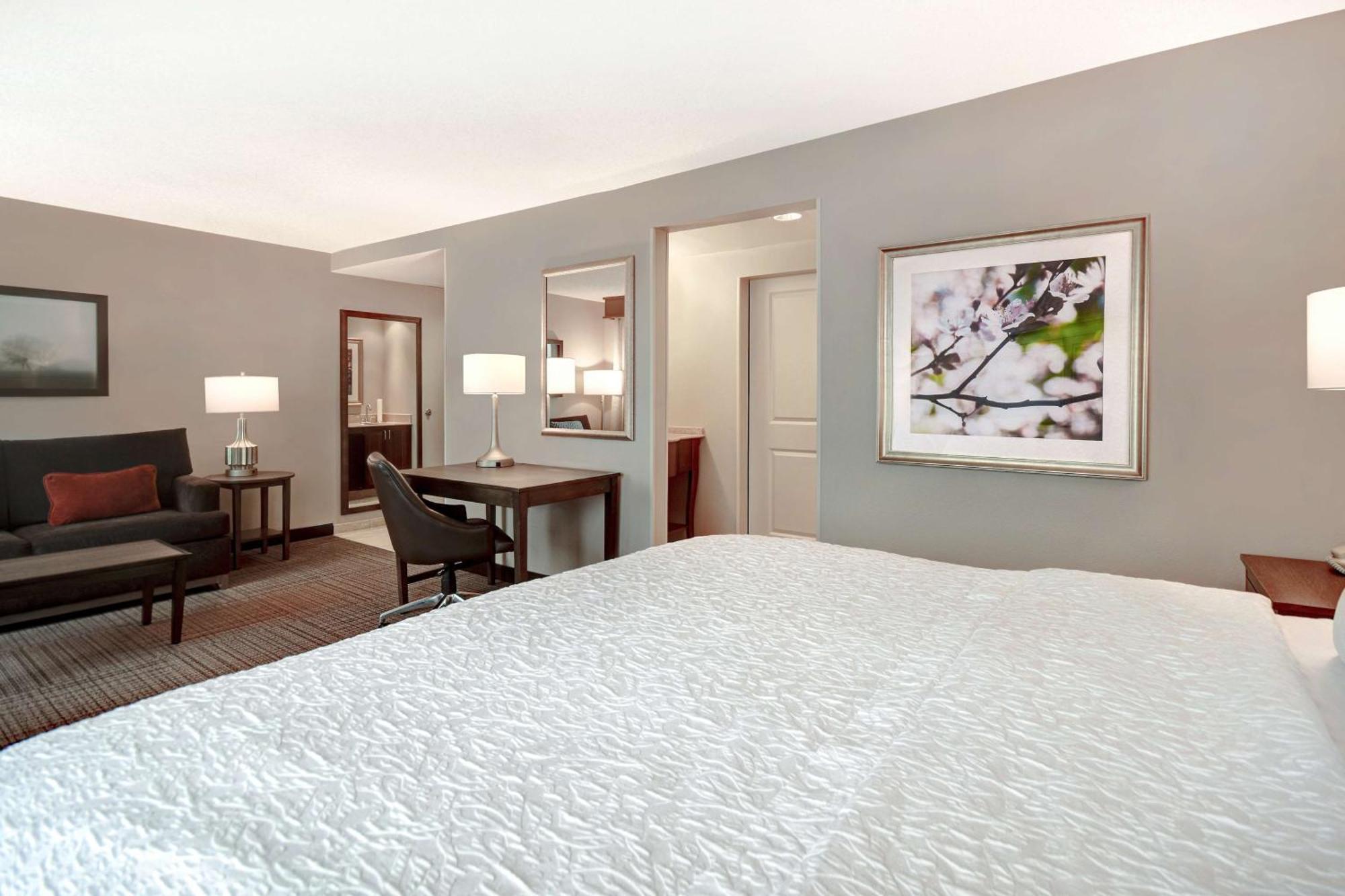 Hampton Inn & Suites Alexandria Old Town Area South Ngoại thất bức ảnh