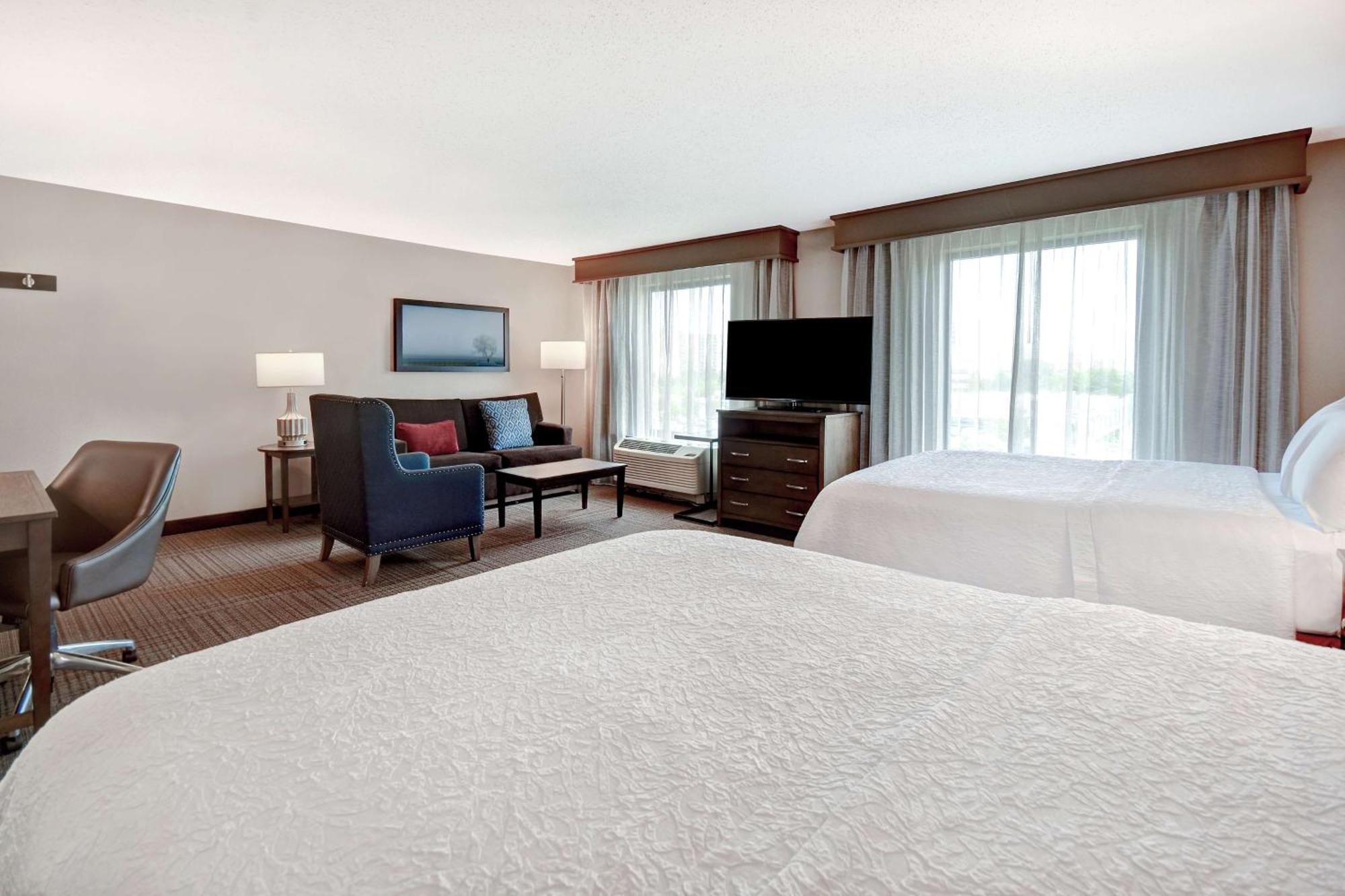 Hampton Inn & Suites Alexandria Old Town Area South Ngoại thất bức ảnh