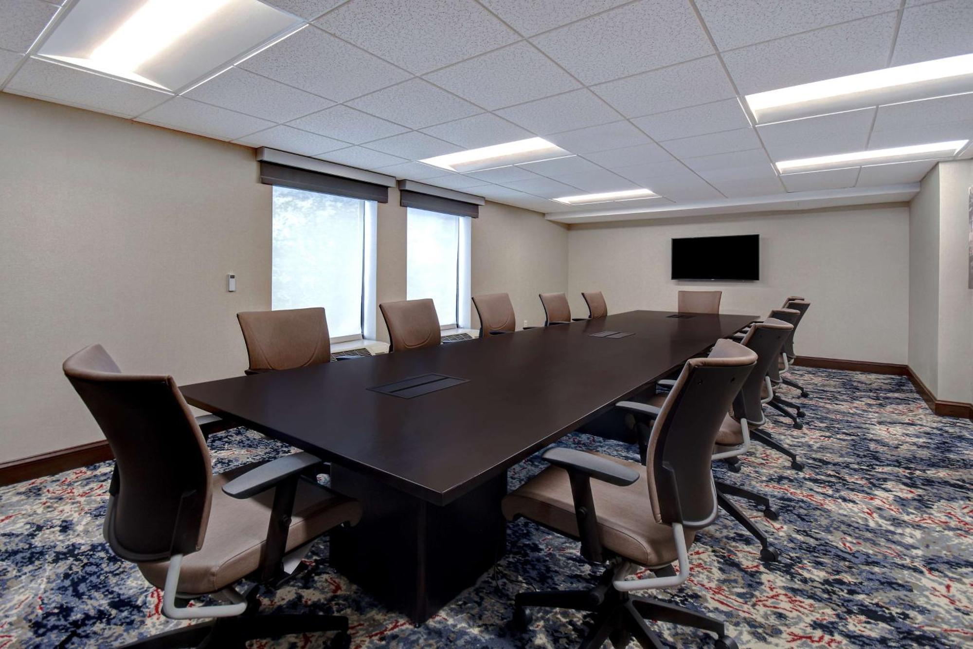 Hampton Inn & Suites Alexandria Old Town Area South Ngoại thất bức ảnh