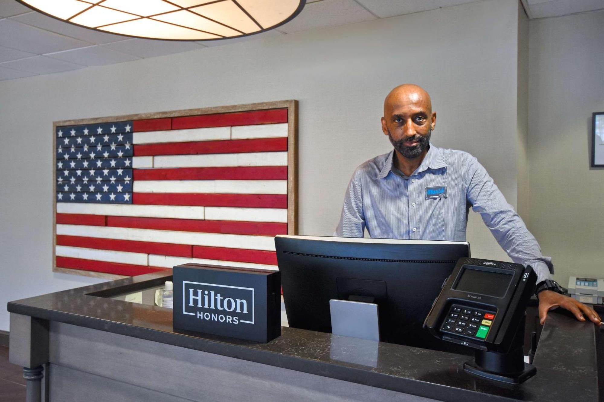 Hampton Inn & Suites Alexandria Old Town Area South Ngoại thất bức ảnh
