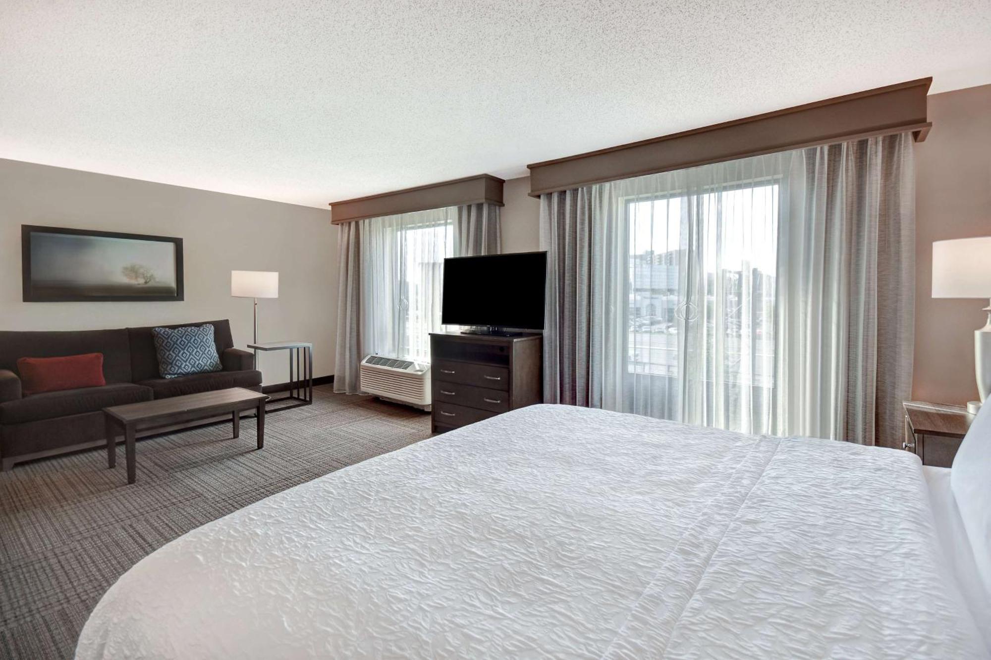 Hampton Inn & Suites Alexandria Old Town Area South Ngoại thất bức ảnh