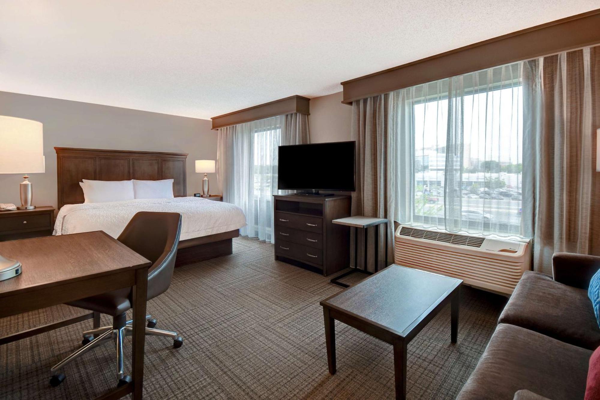 Hampton Inn & Suites Alexandria Old Town Area South Ngoại thất bức ảnh