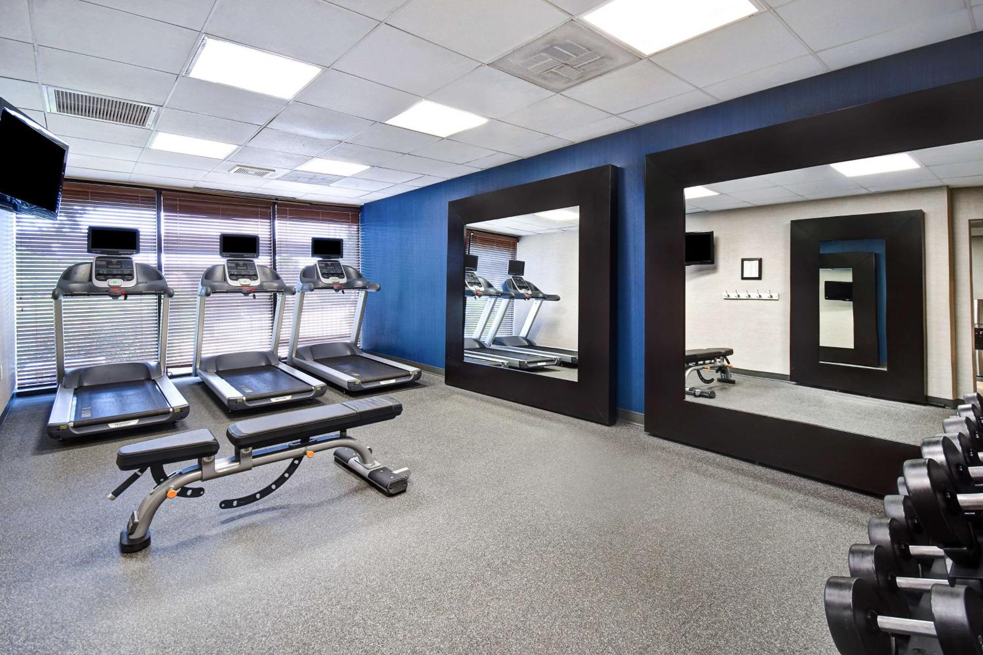 Hampton Inn & Suites Alexandria Old Town Area South Ngoại thất bức ảnh