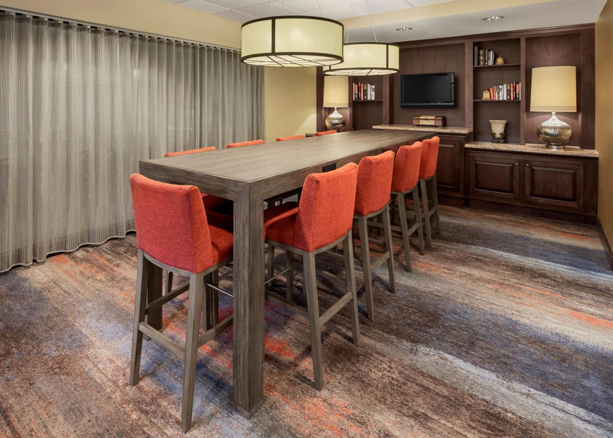 Hampton Inn & Suites Alexandria Old Town Area South Ngoại thất bức ảnh