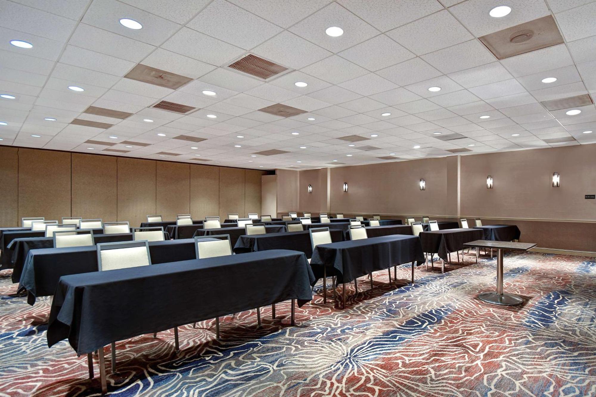 Hampton Inn & Suites Alexandria Old Town Area South Ngoại thất bức ảnh